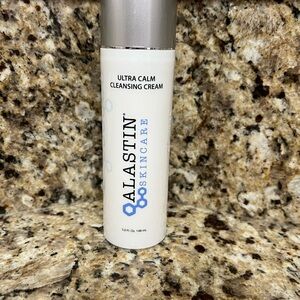 ALASTIN Ultra Calm Cleansing Cream
